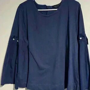 Women’s Lane Bryant too 18/20 pearls on the sleeve and ties in the back EUC